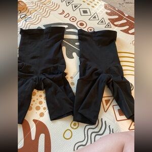 New 2 spanx power series body shapers black